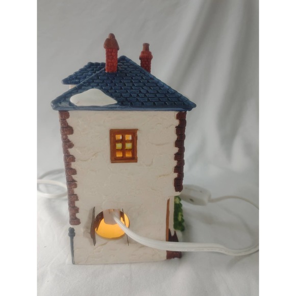 Dept 56 "Walpole Tailors" Dickens Village #5926-9 - Picture 6 of 8